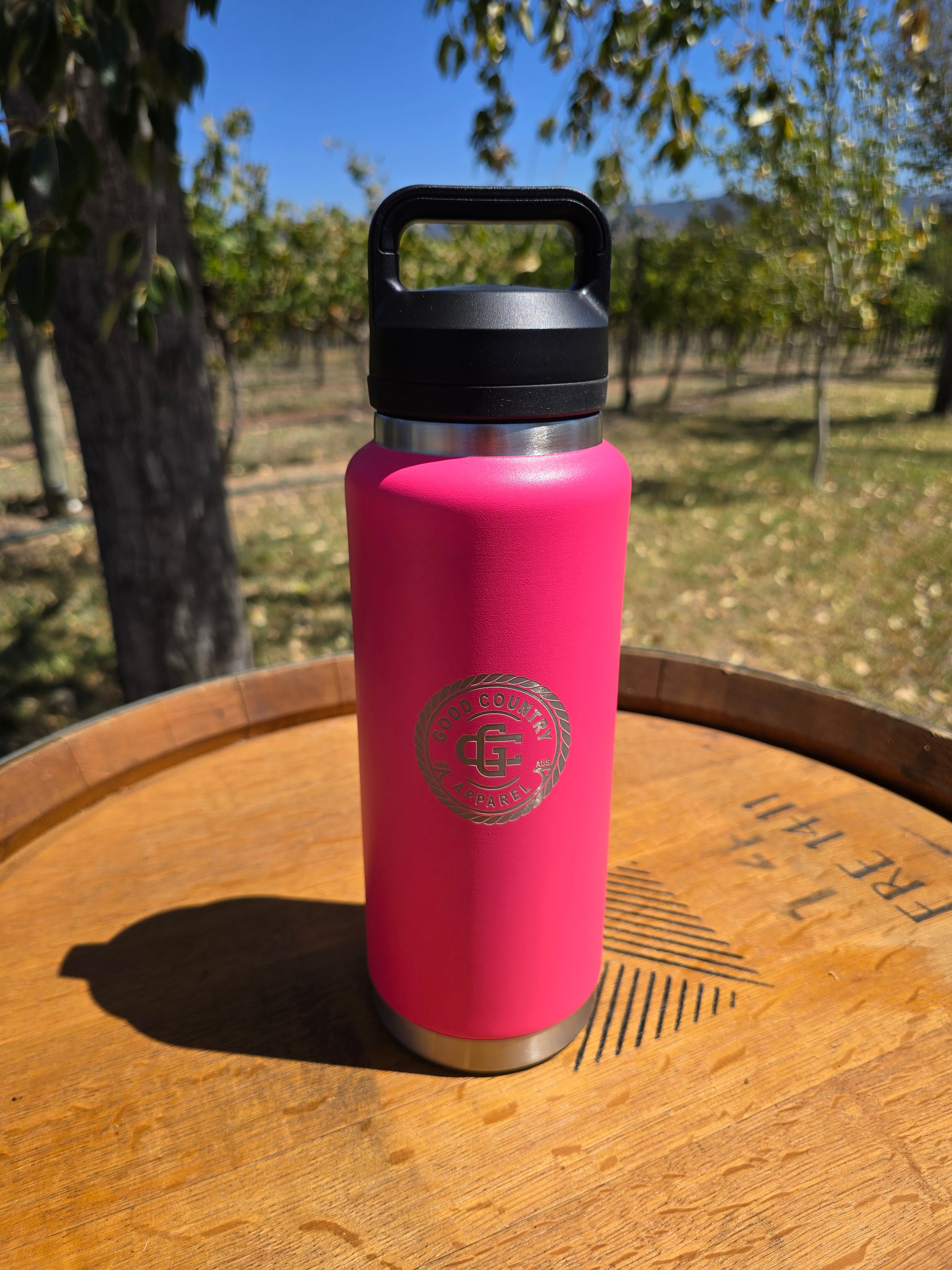 Drink Bottle with Chug Cap HOT PINK 36 OZ / 1065 ML